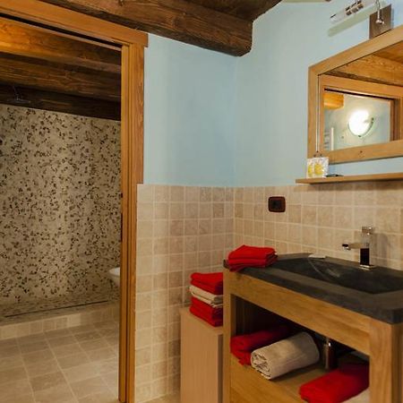 Emilio Apartments لا سالّي الغرفة الصورة