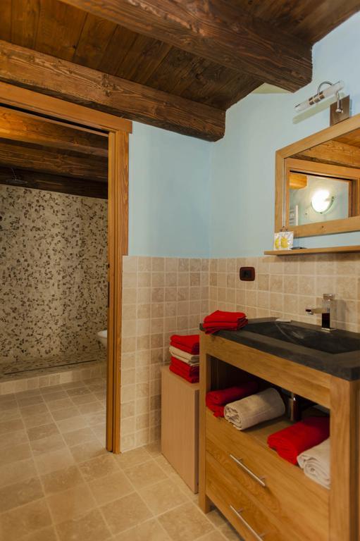 Emilio Apartments لا سالّي الغرفة الصورة